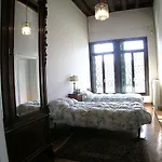 Raboso Grand 9-Windows Apartment