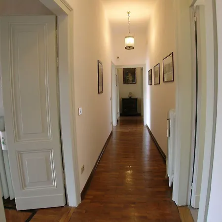 Raboso Grand 9-Windows Apartment