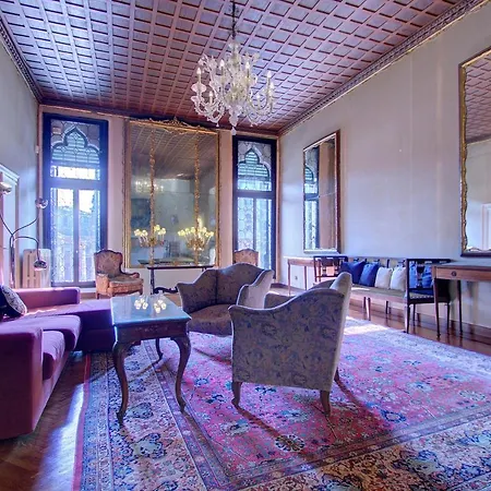 Raboso Grand 9-windows Venedig