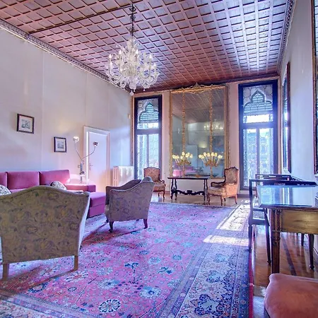 Apartment Raboso Grand 9-Windows Venice