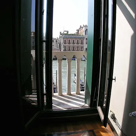 Raboso Grand 9-Windows * Venice