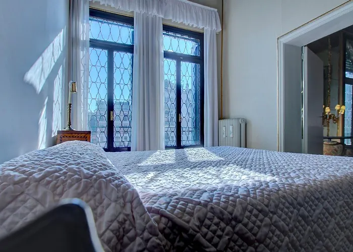 Raboso Grand 9-windows Apartmán *