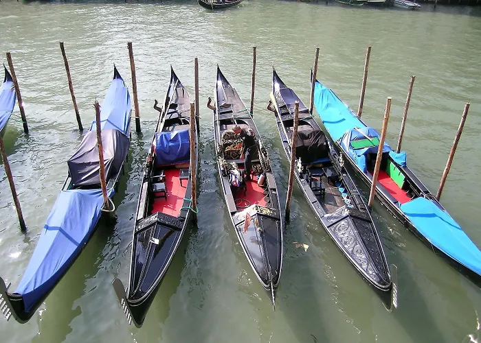 Raboso Grand 9-windows * Benátky