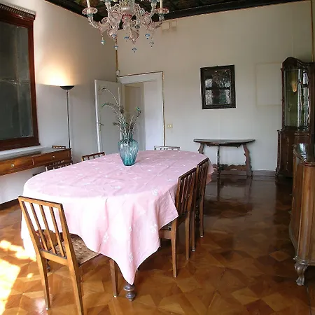 Raboso Grand 9-windows * Venezia