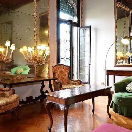 Appartamento Raboso Grand 9-windows Venezia