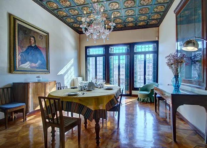 Raboso Grand 9-Windows Apartment Venedig